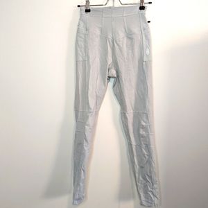 FP Movement Leggings with Seeming Details and Pockets